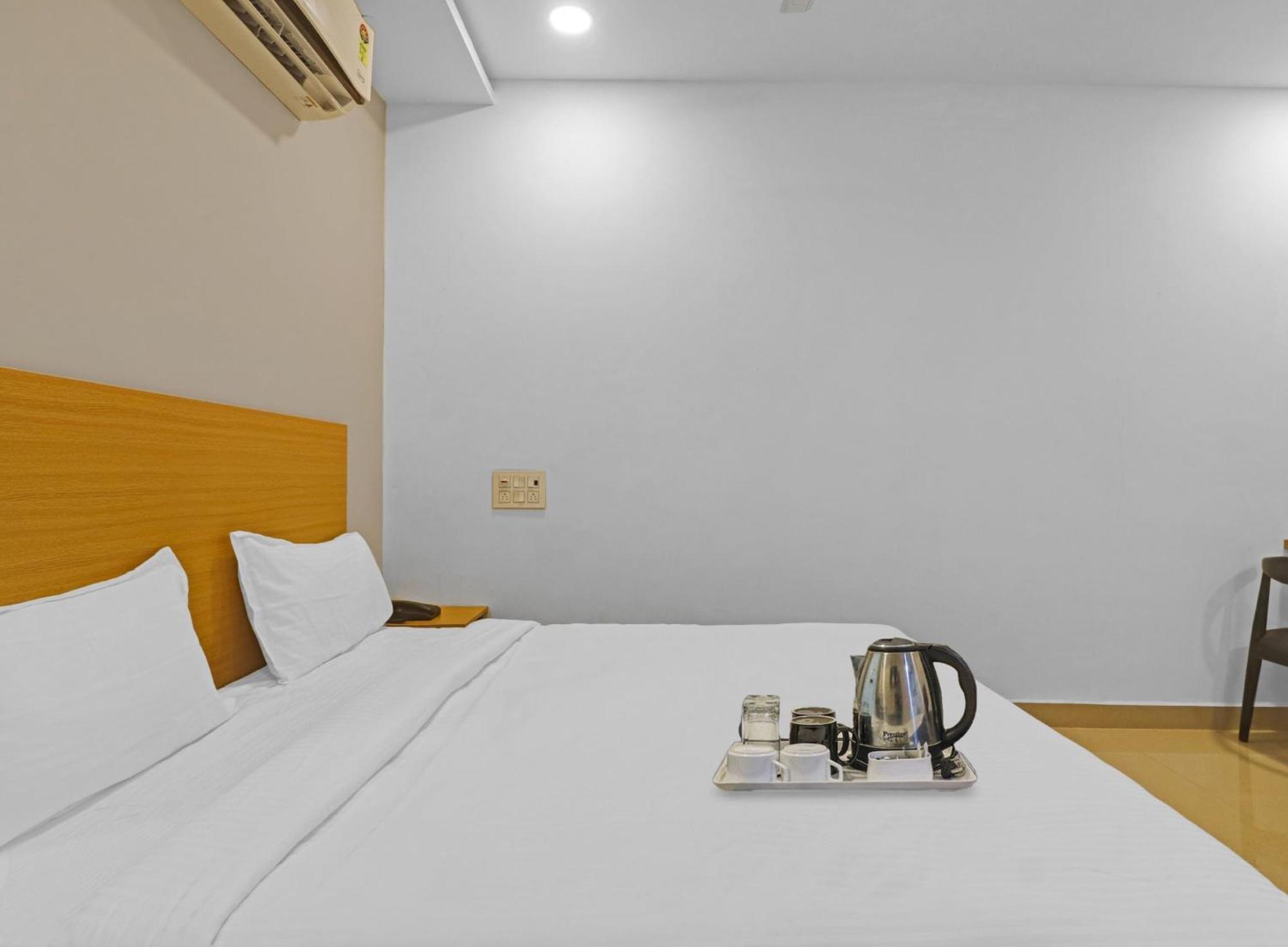 Hotel Townhouse Che Sigma Hyderabad Exterior foto