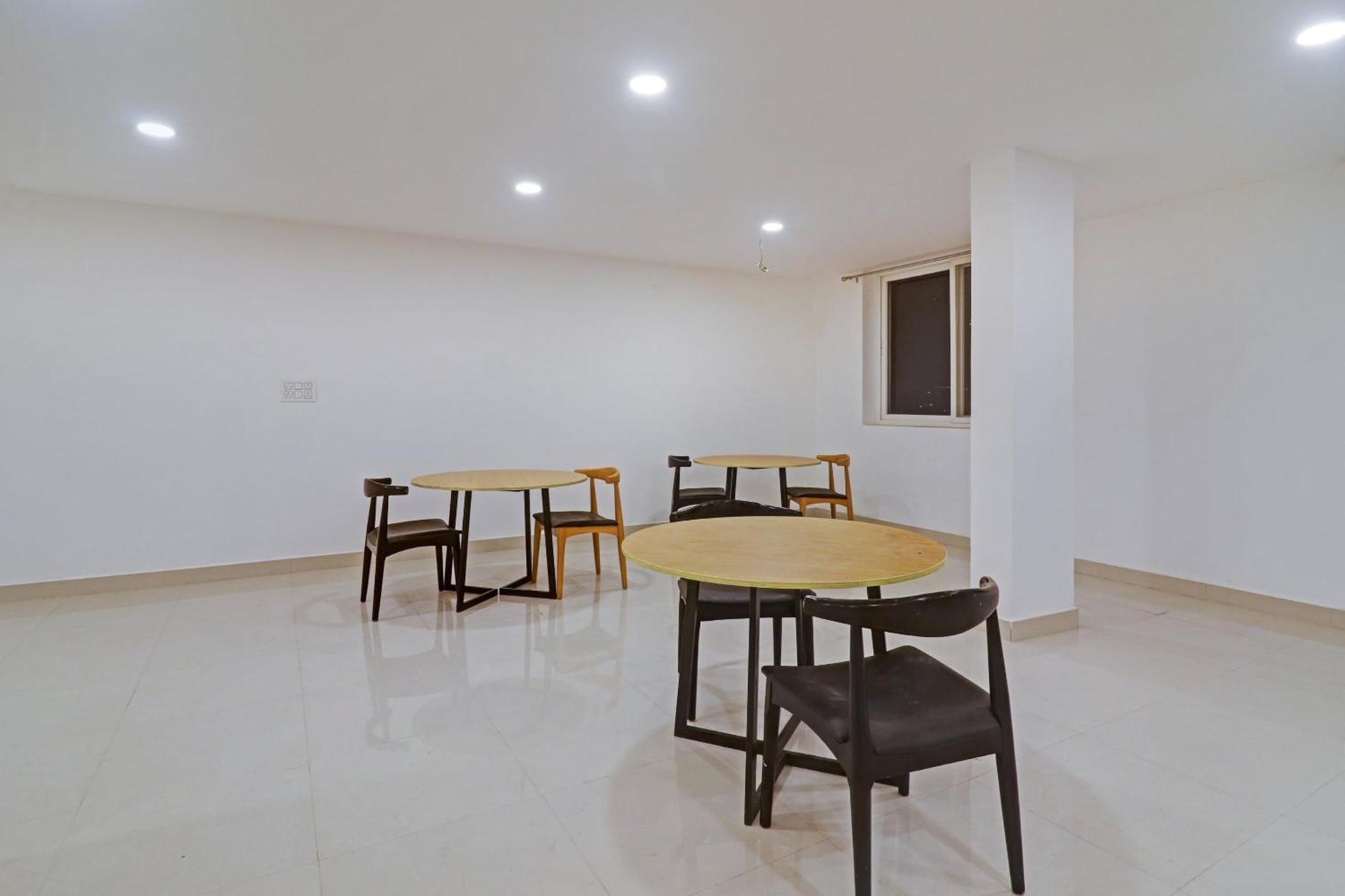 Hotel Townhouse Che Sigma Hyderabad Exterior foto