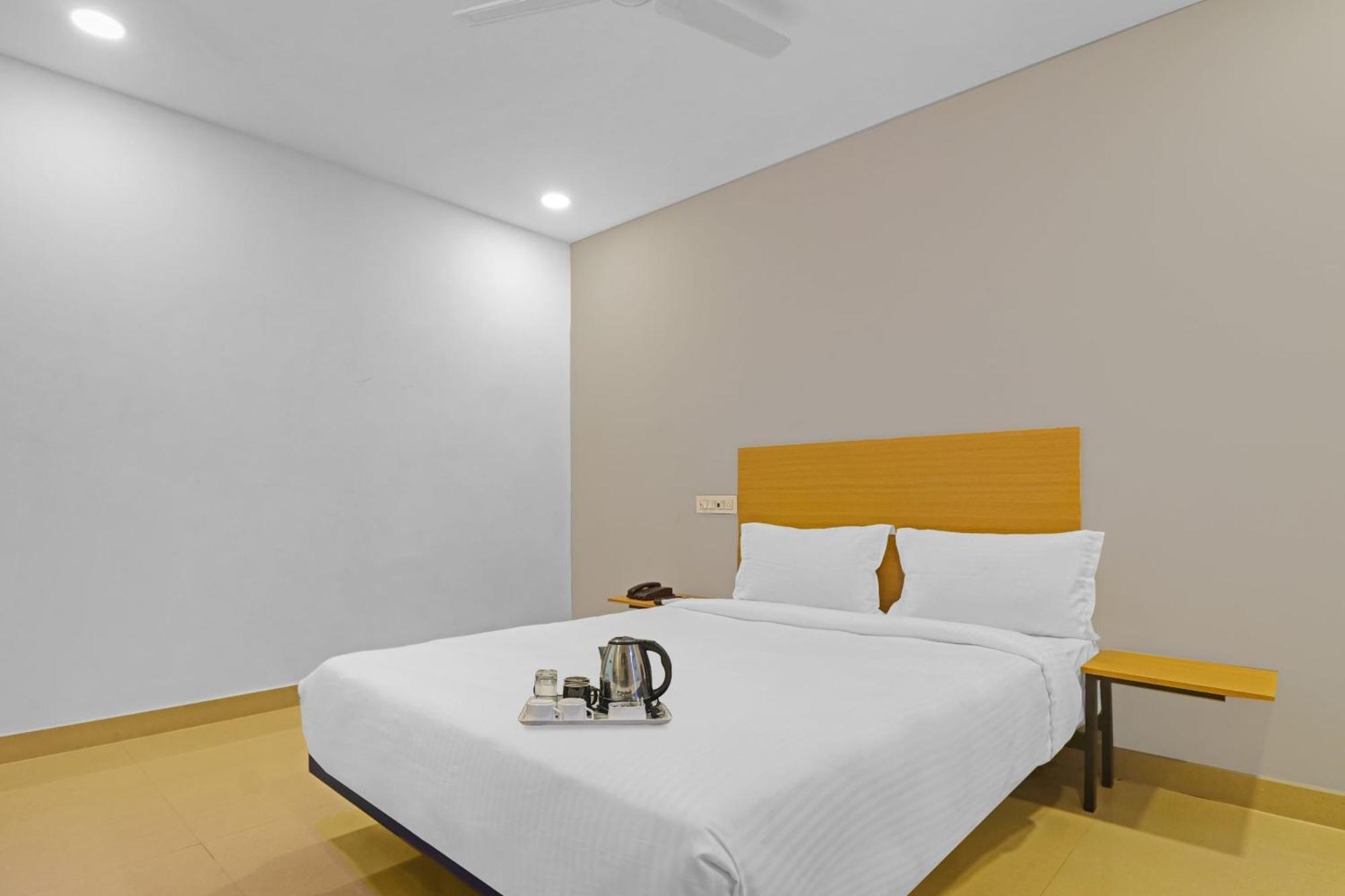 Hotel Townhouse Che Sigma Hyderabad Exterior foto